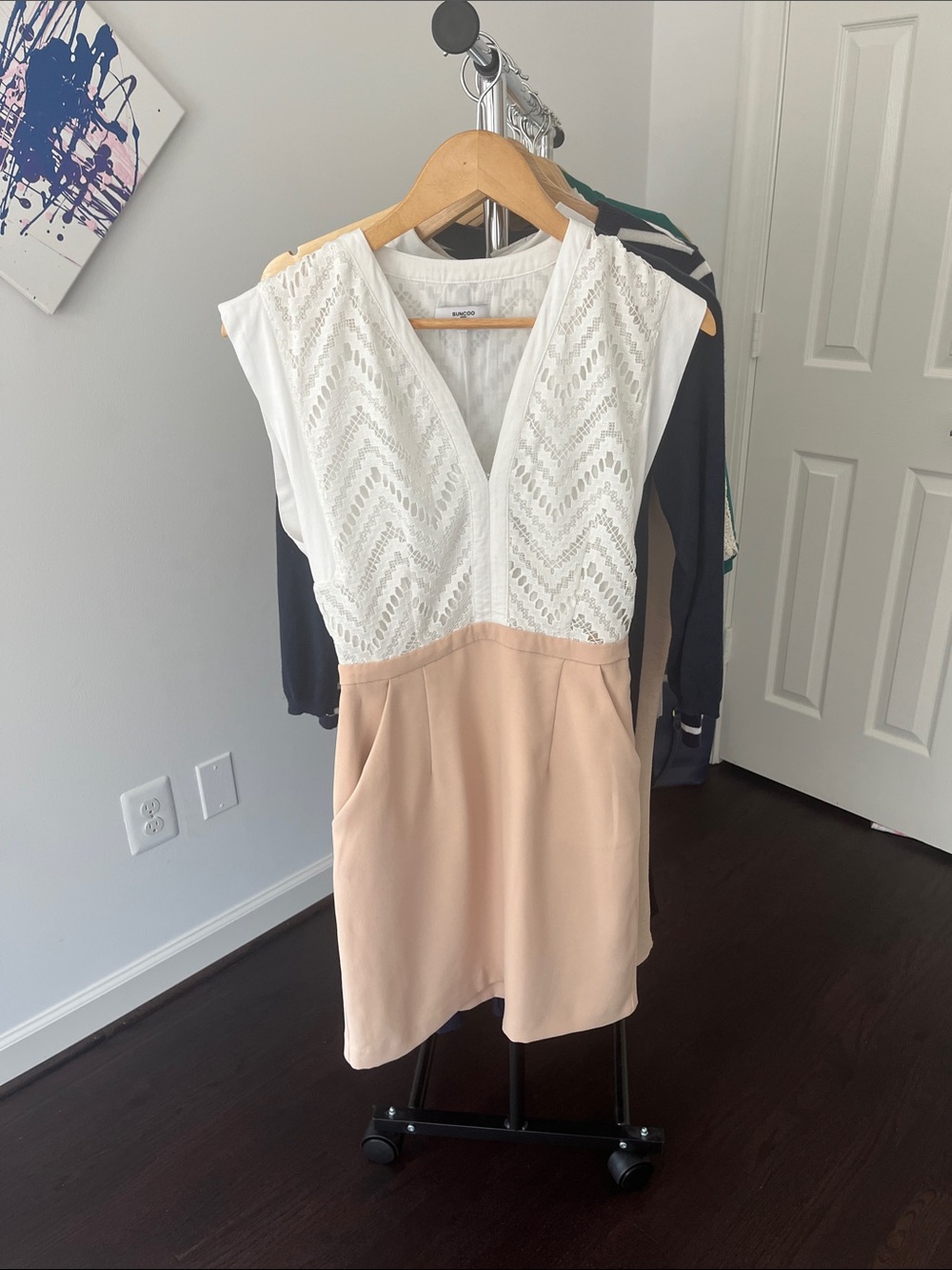 SUNCOO White Lace Top Blush Mini Dress